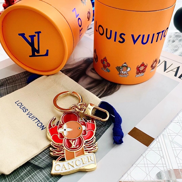 ブランドキーホルダー背面デザイン